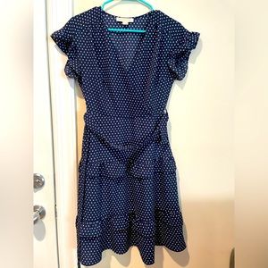 Monteau Los Angeles v-neck dress size small